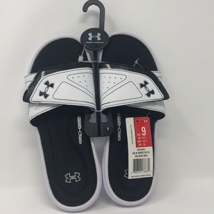 Under Armour women’s Ignite Sandal White size 9